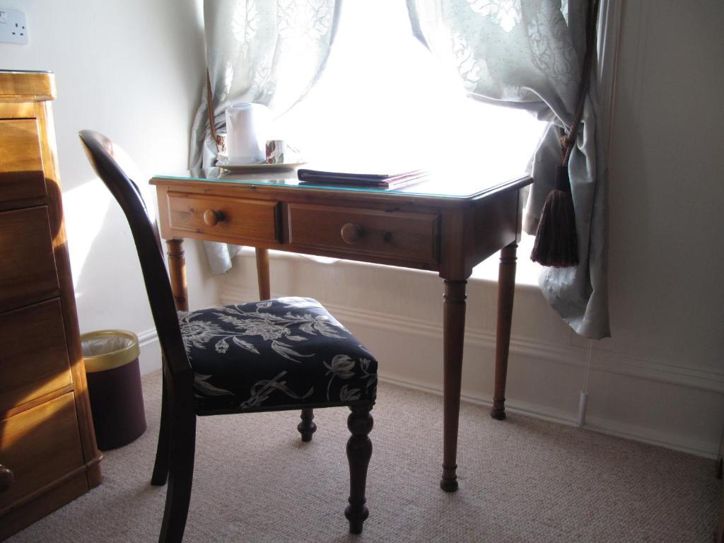The Shirley Bed & Breakfast Torquay Bilik gambar